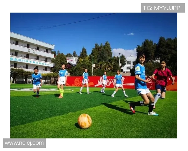 女粉丝追逐足球明星的热情与梦想背后的故事与感动